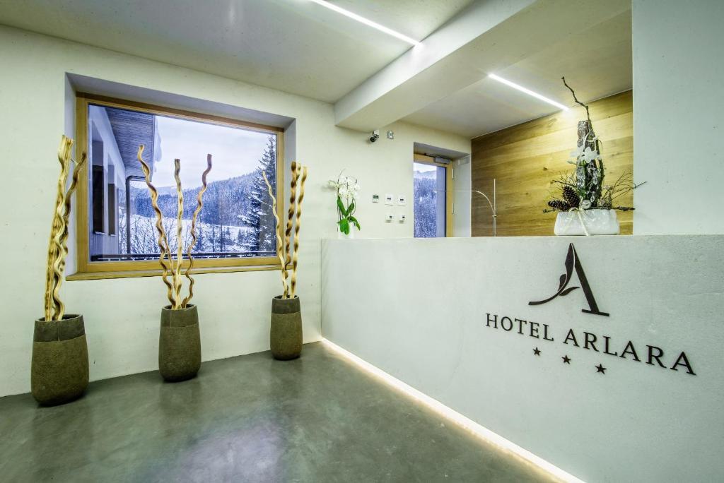 Hotel Arlara Corvara In Badia Εξωτερικό φωτογραφία