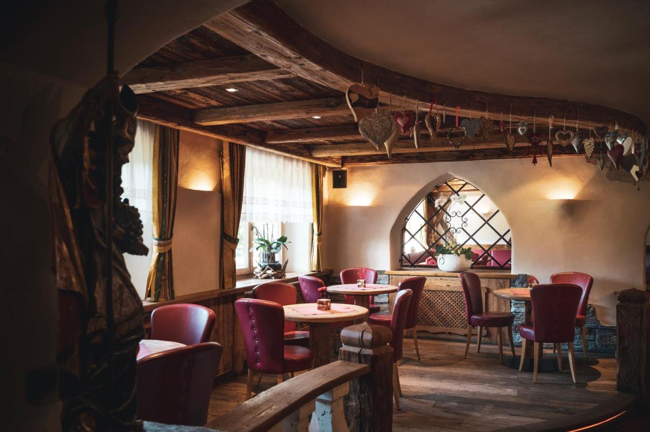 Hotel Arlara Corvara In Badia Εξωτερικό φωτογραφία